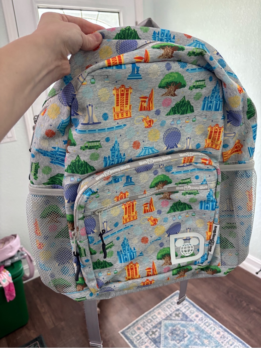 Walt Disney World Parks Backpack – Attraction Icons – Excellent Condition